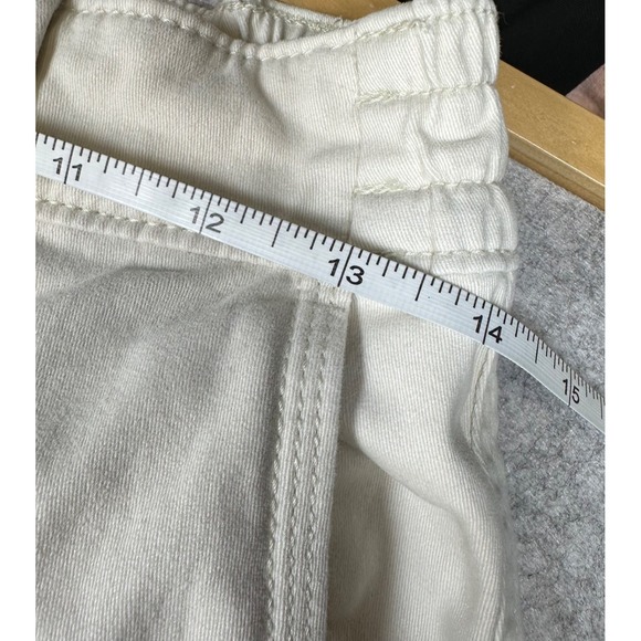 HOLLISTER Women's 2R / W26R Low-Rise Baggy Leg Cotton Cargo Pants in Light Beige - Picture 9 of 11